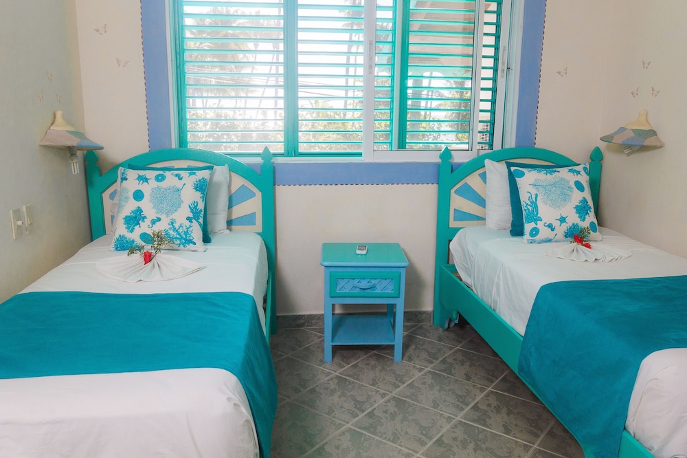 Hotel Playa Colibri 14/72
