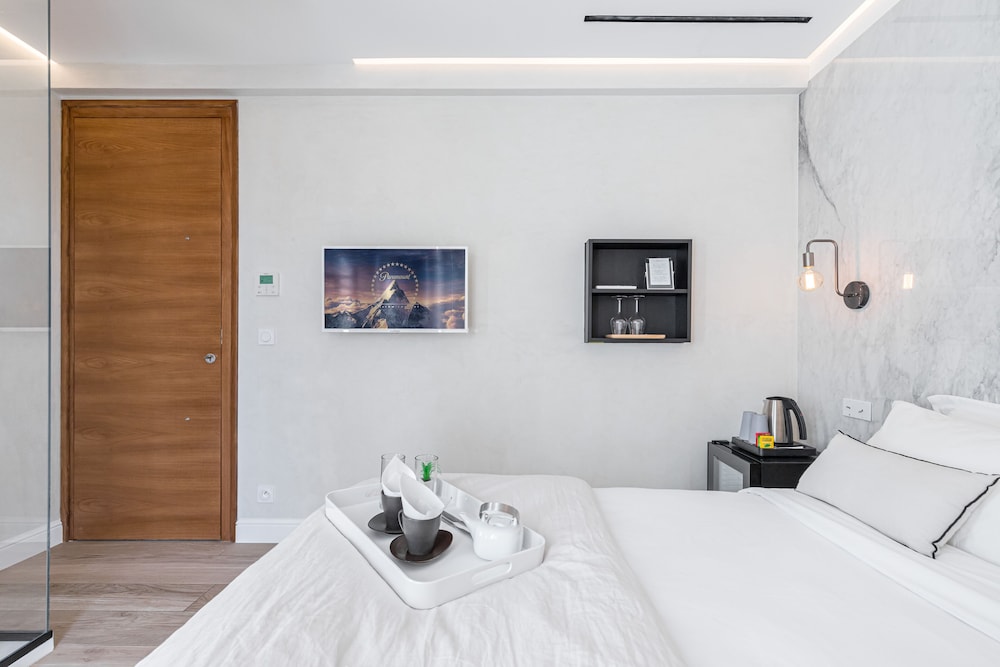 Le Dortoir Multi Storey Luxury Suites 16/50