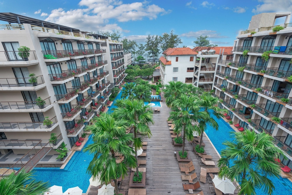 Baan Laimai Beach Resort 8/66