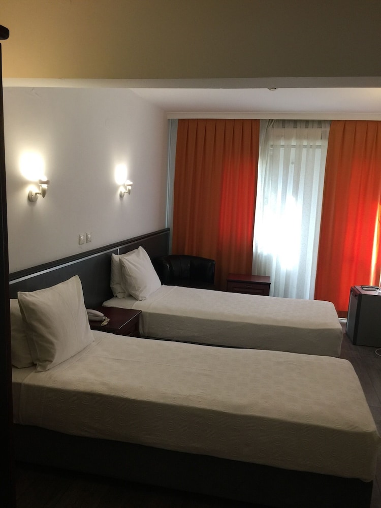 Otel Balca 13/43