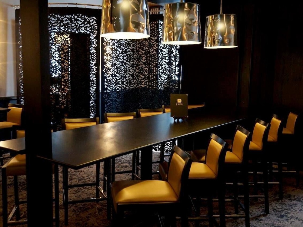 Logis Hotel and Restaurant - Le Mouton Blanc 27/36