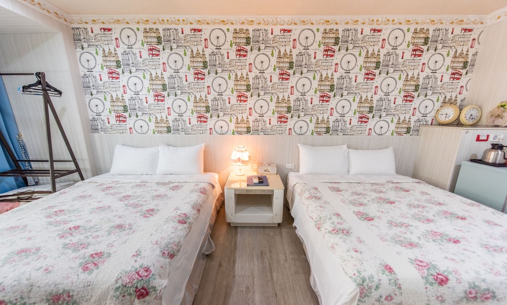 Gwawa Hotel 24/49