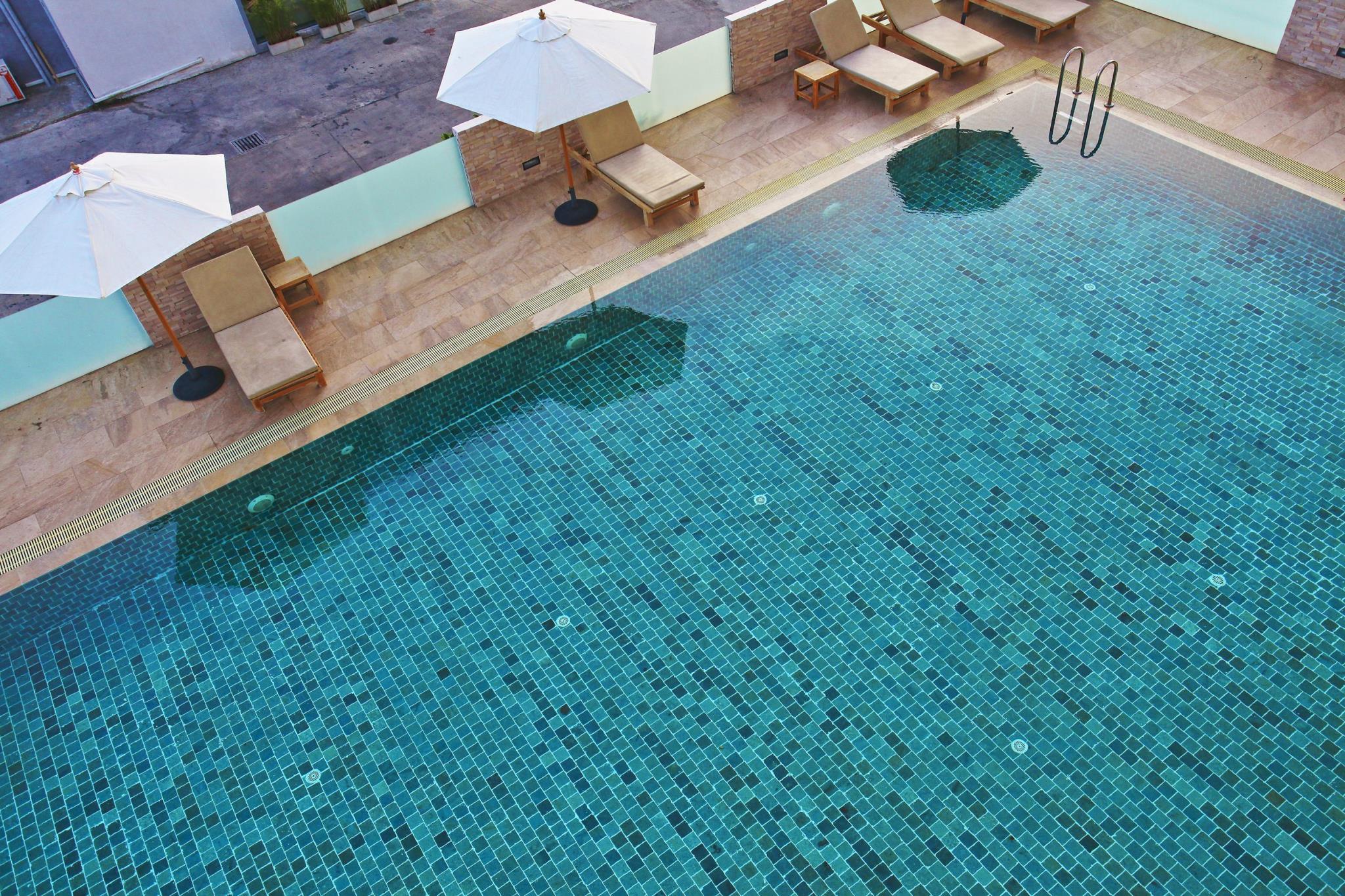 Leenova Hotel 37/50