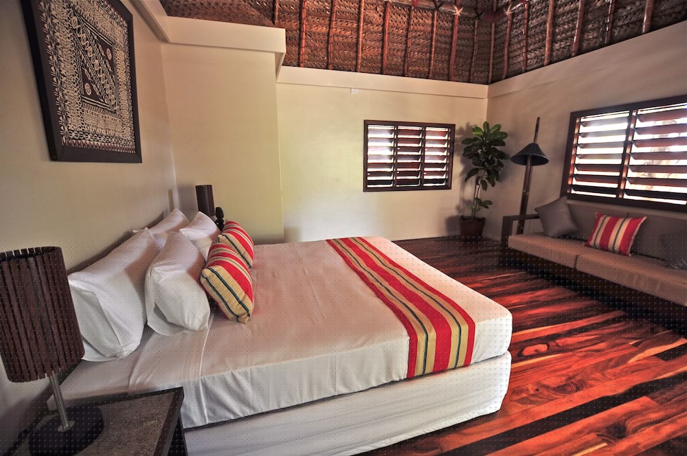 Paradise Cove Resort 26/74