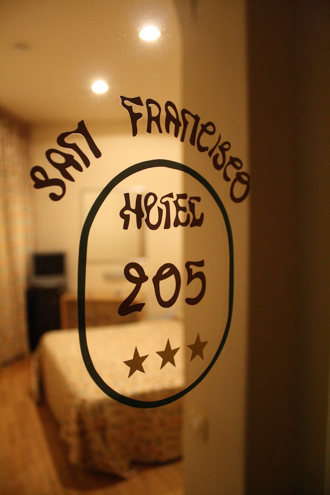 Hotel San Francisco 37/77