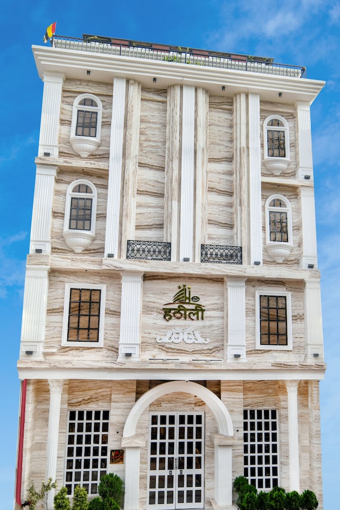 Hotel Hathili 2/19