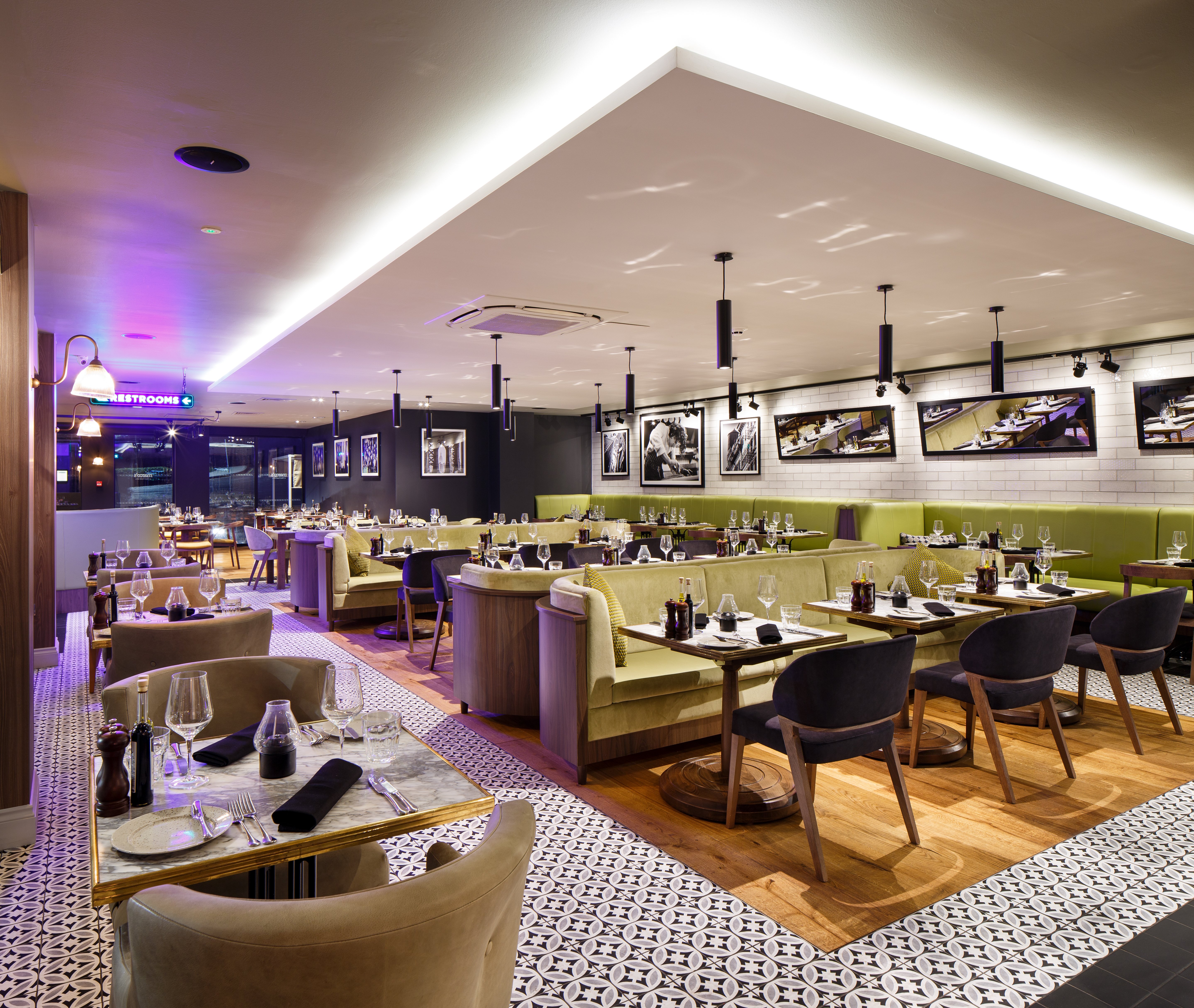HOLIDAY INN BRENTWOOD M25, JCT 28 60/74