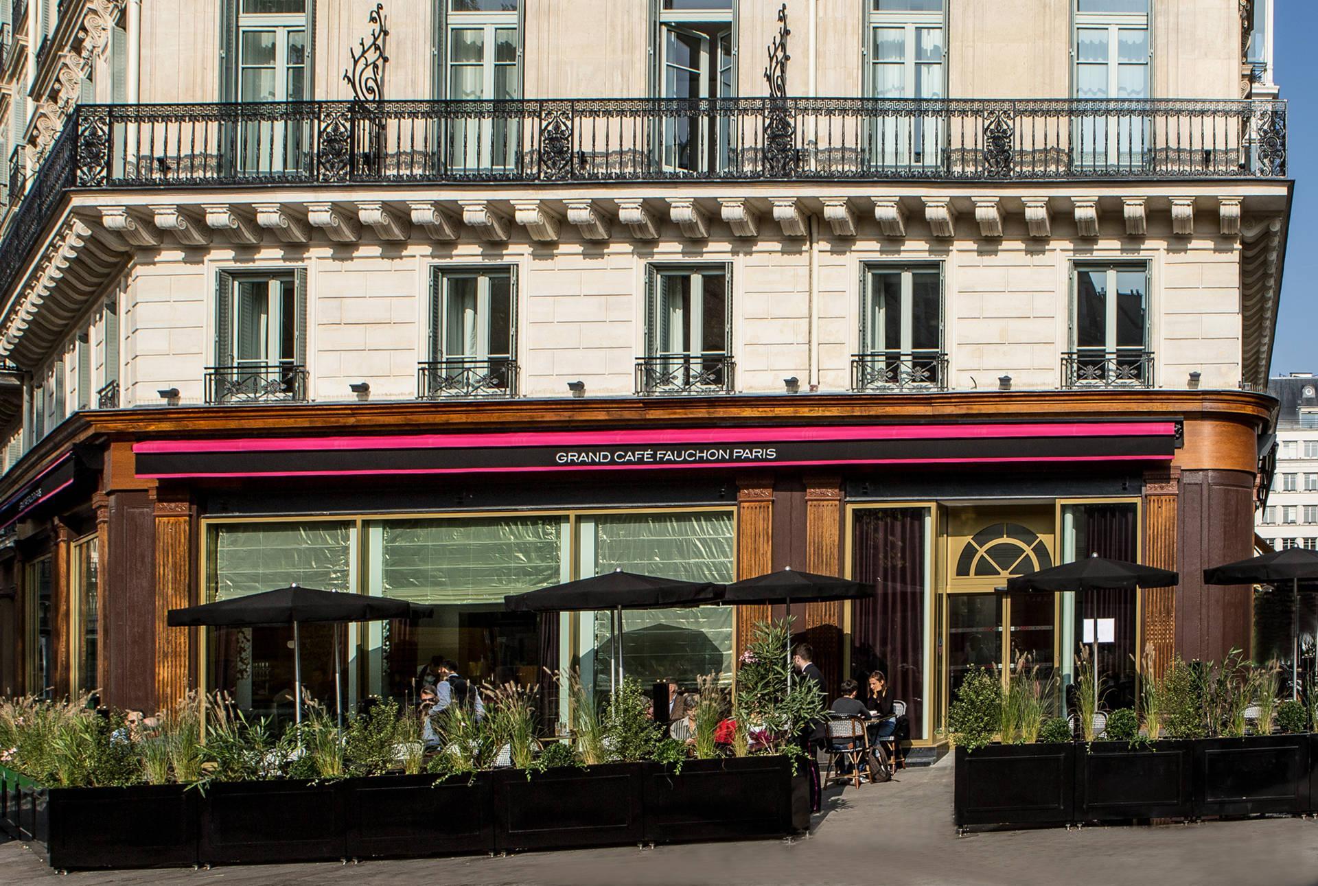 DUPLEX, SUITE, EIFFEL VIEW