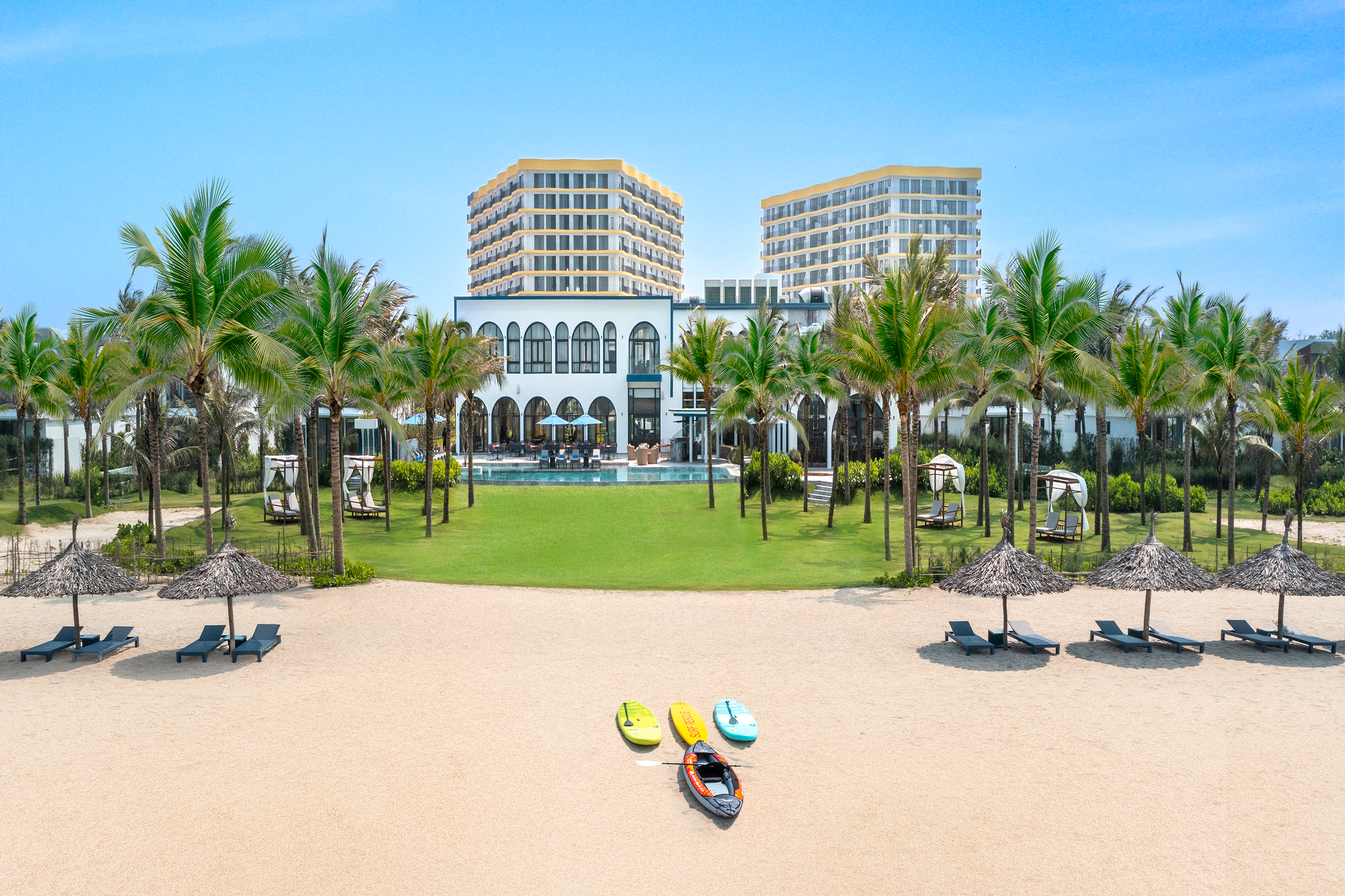 Royal Beachfront Villas & Spa Hoi An Danang 126/134