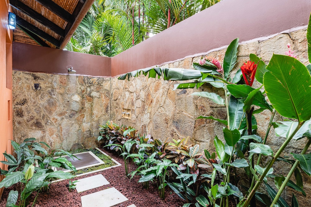Rio Celeste Hideaway Hotel 25/63