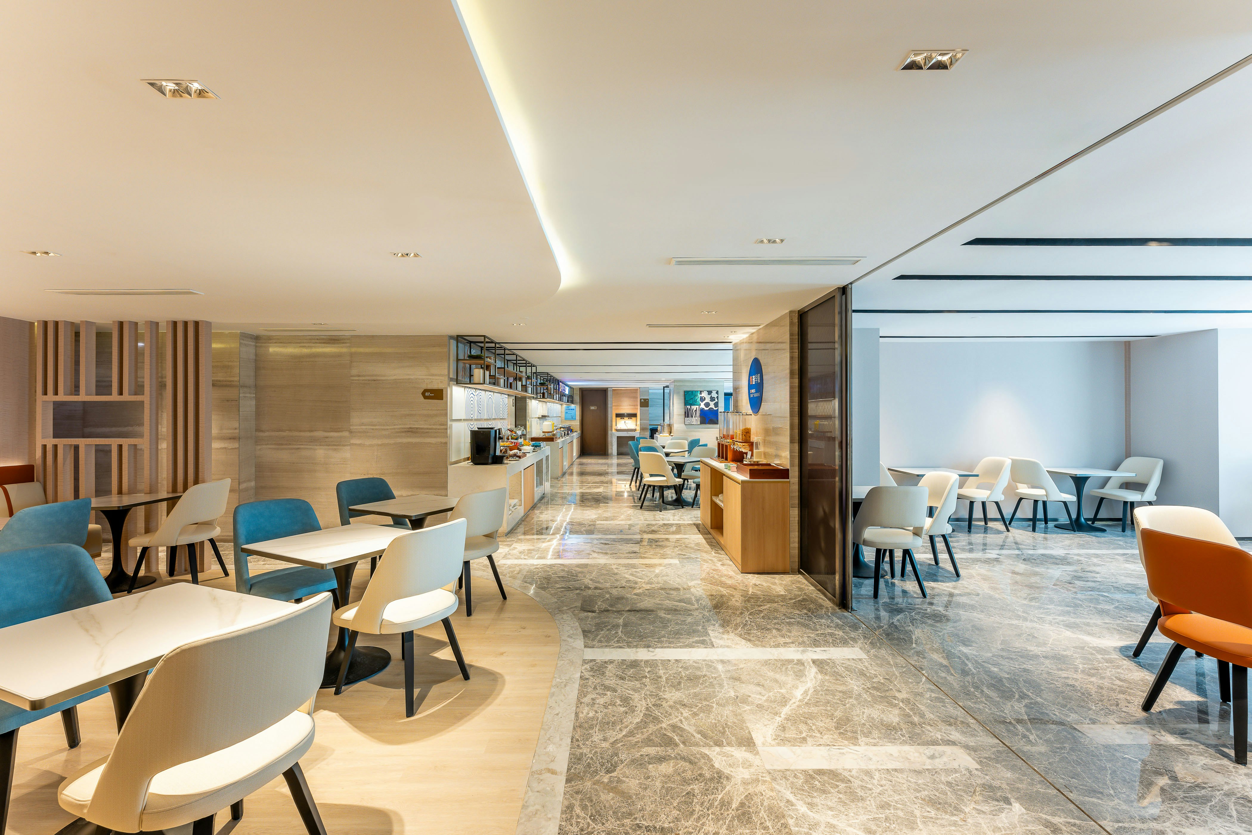 Holiday Inn Express Hangzhou Huanglong 28/50