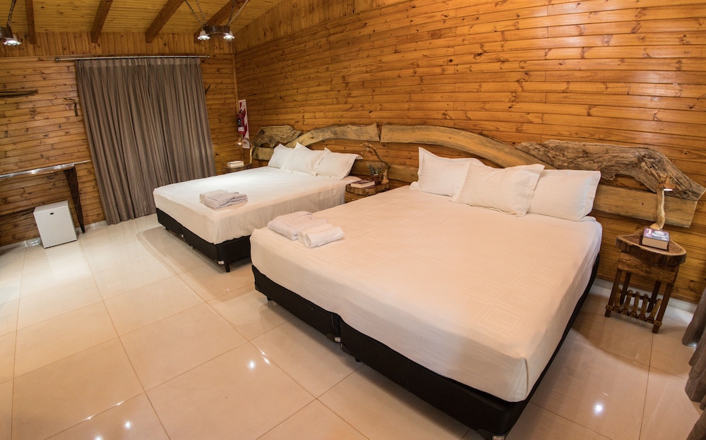 Tupa Lodge 14/71