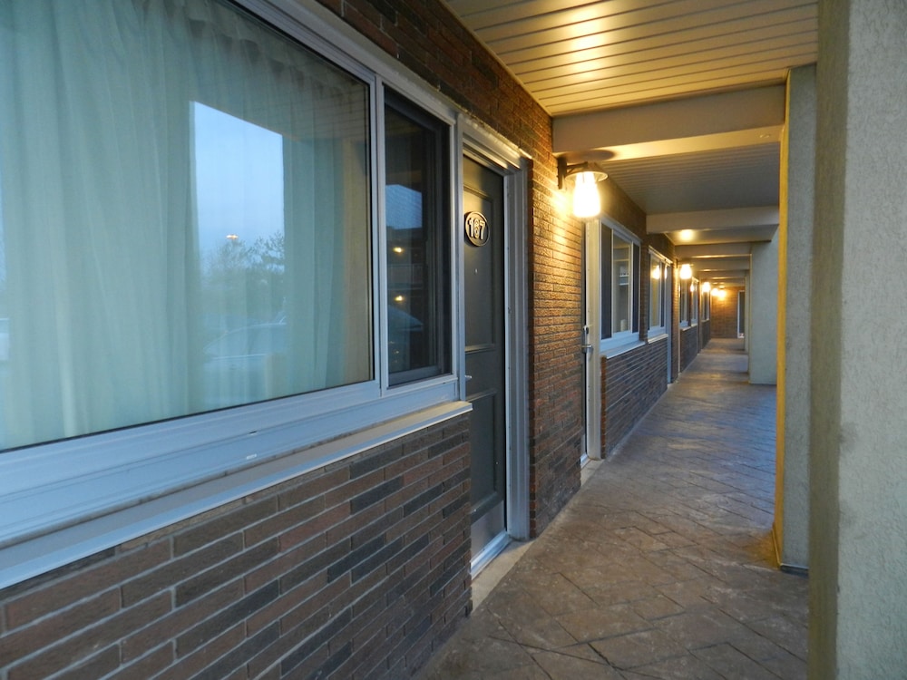 Capri Inn 35/54