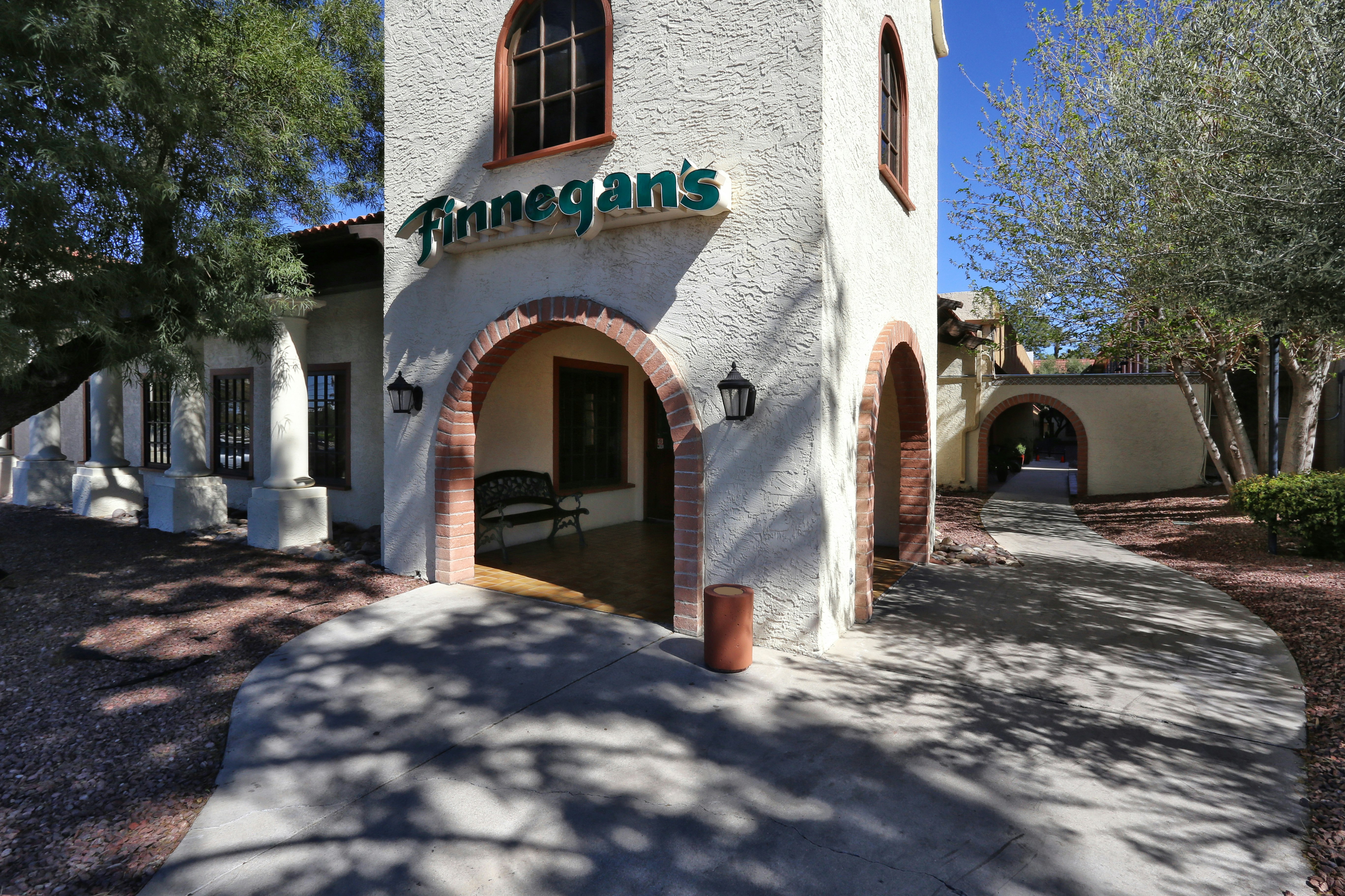 DoubleTree Suites by Hilton Tucson Airport 65/67