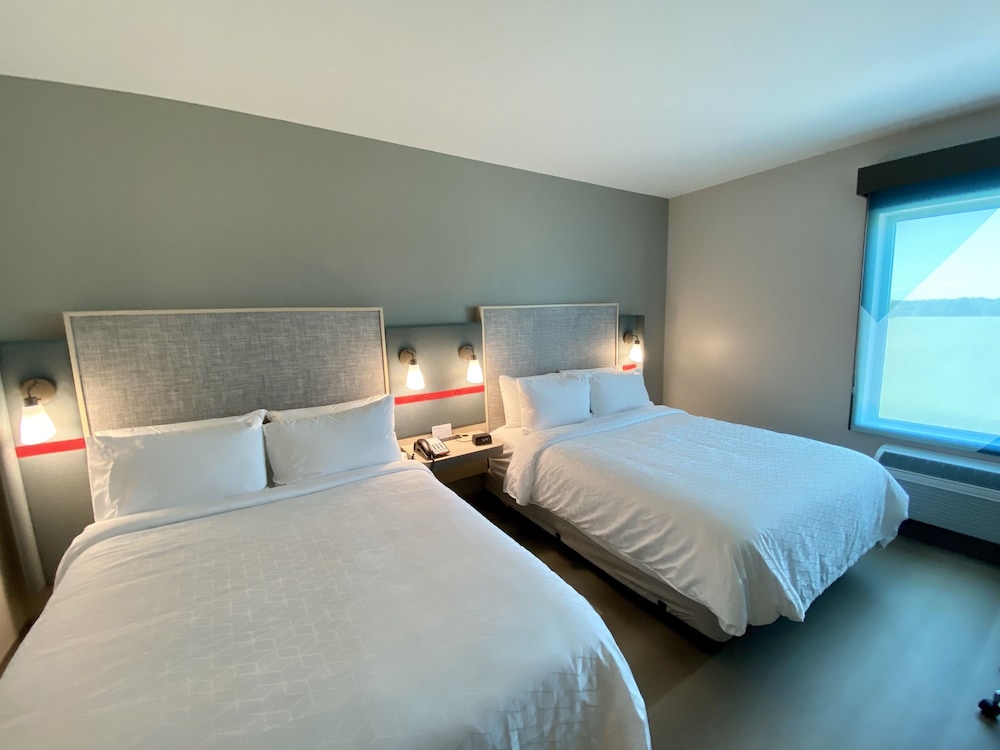 Avid Hotels Beaumont 12/48
