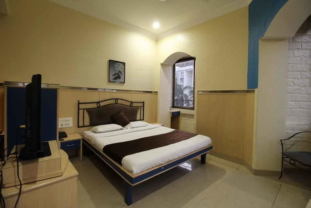 Oyo Rooms Mumbai Central 8/20