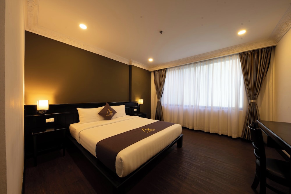 Azumaya Hotel Phnom Penh 14/50