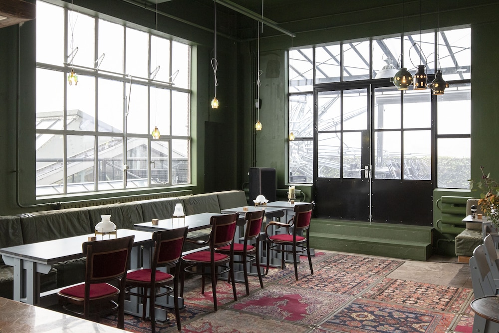 Hotel Piet Hein Eek 47/50