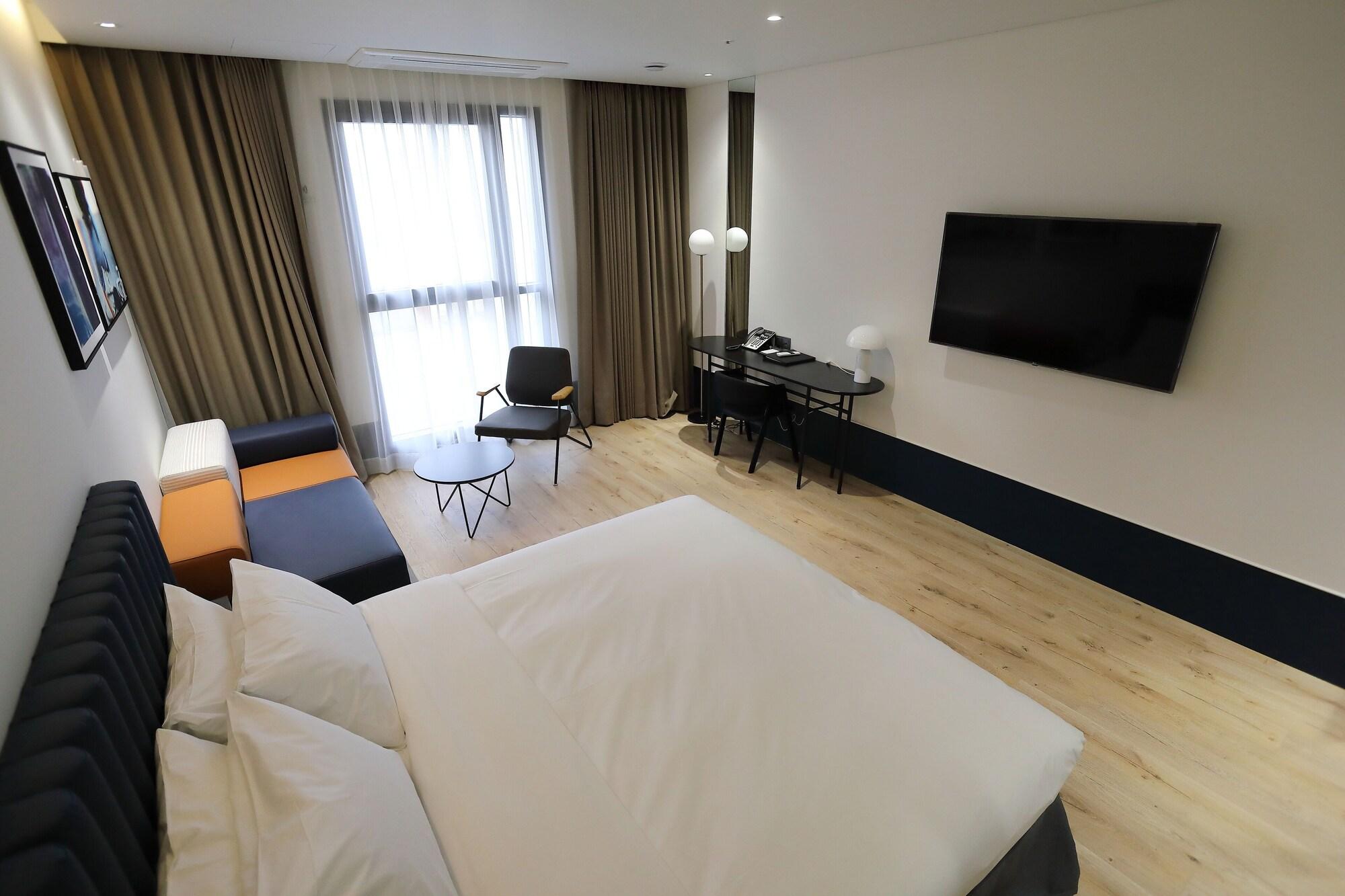 Orchid Hotel 21/50