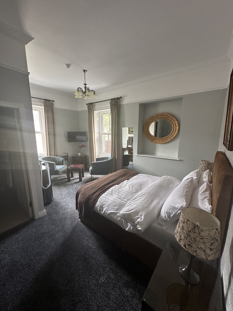 Long Quay House 15/50