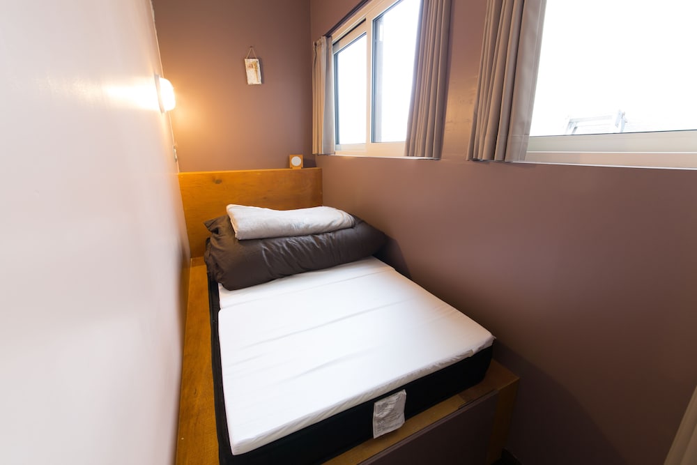 Little Barrel Guest House - Hostel 6/81