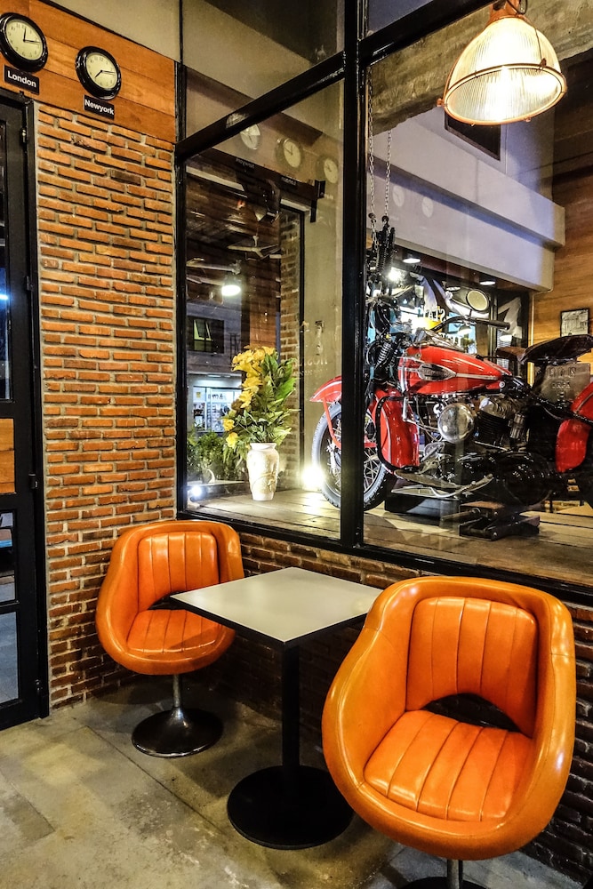 The 8 Factory Hostel Phitsanulok 60/69