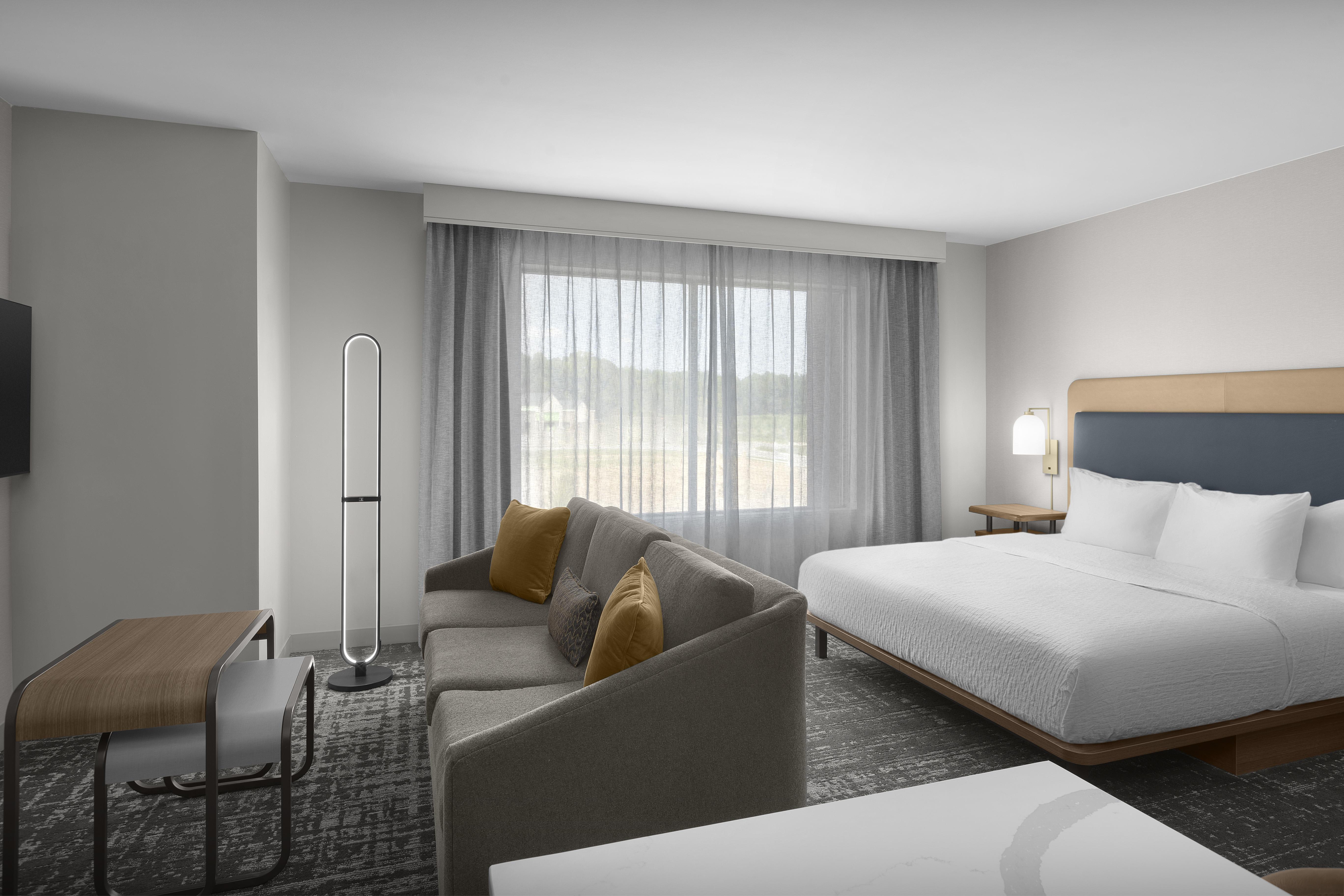 STUDIO, KING BED, ACCESSIBLE