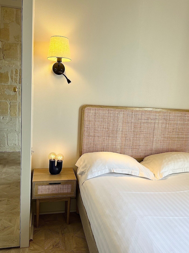 Hotel La Tour Intendance, Bordeaux 14/60