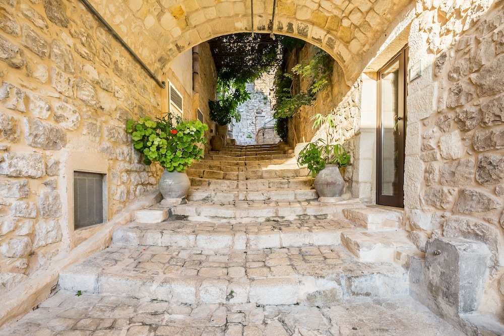 Scicli Albergo Diffuso 40/50