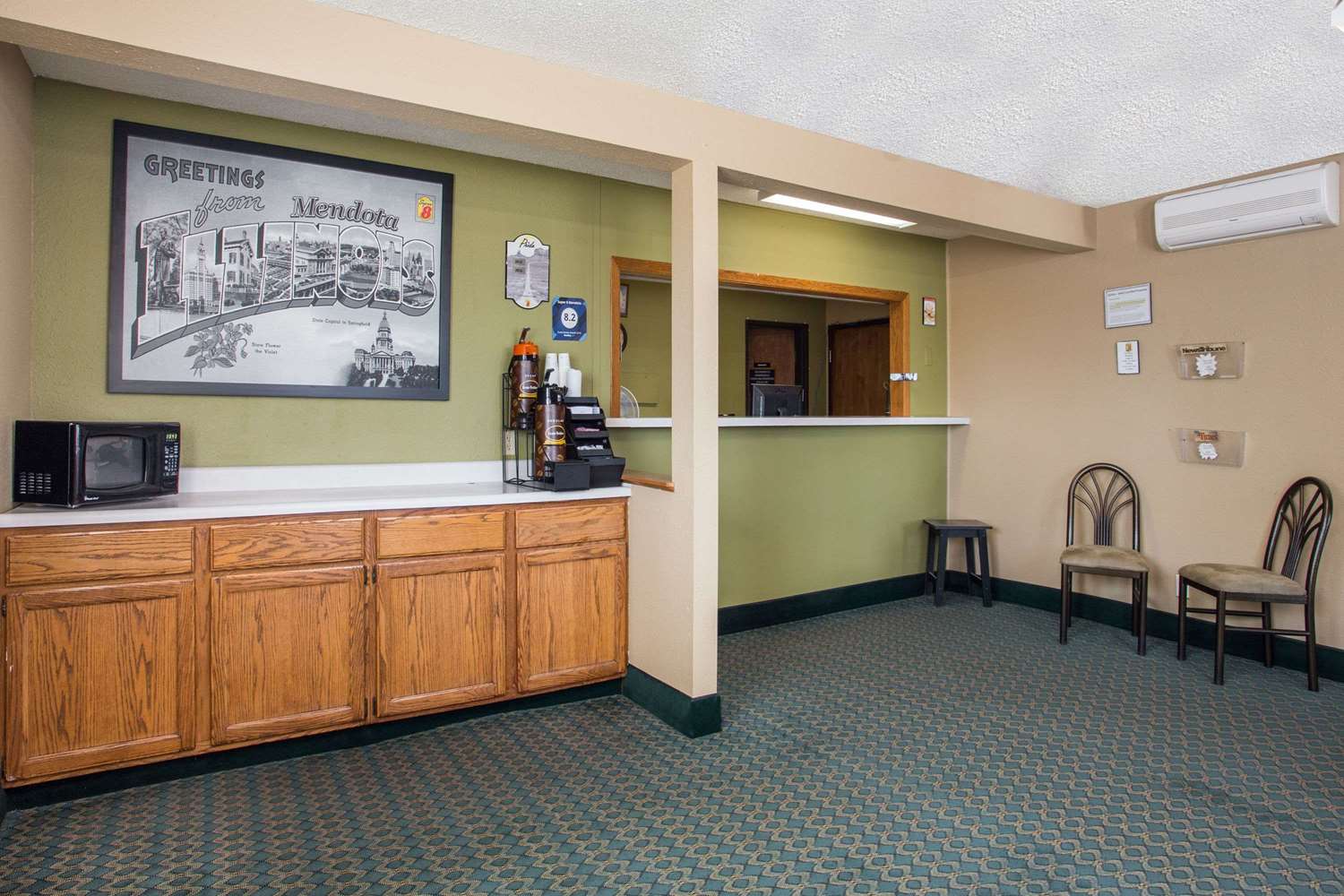 Super 8 By Wyndham Mendota 6/16