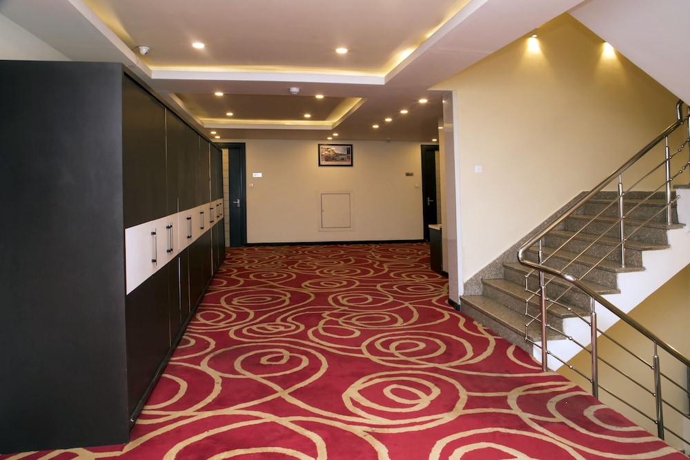 Hotel Ganges Grand 7/42