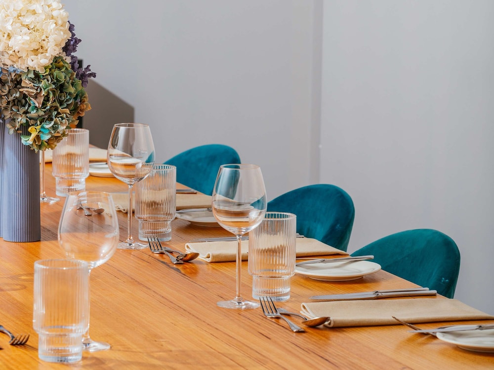 Novotel Melbourne Glen Waverley 40/50