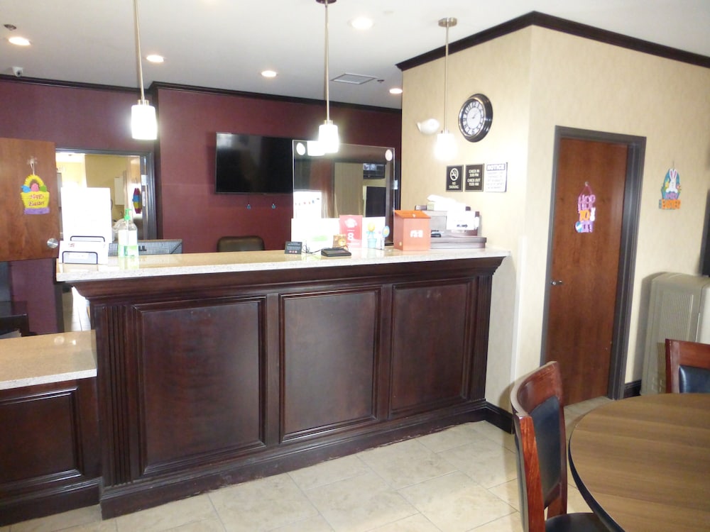 Red Roof Inn Pecos 5/23