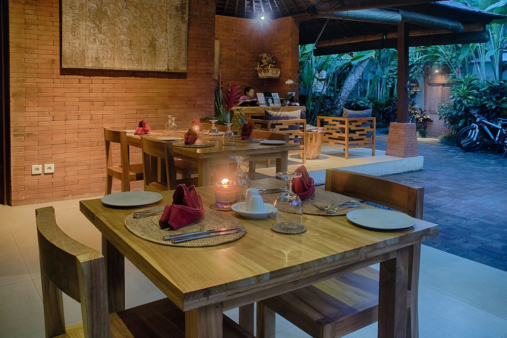 Samkhya Villas 61/71