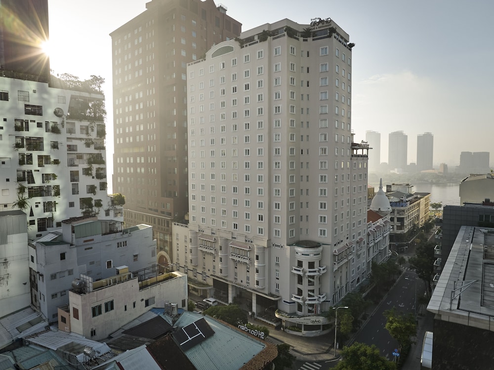Hotel Grand Saigon 2/73