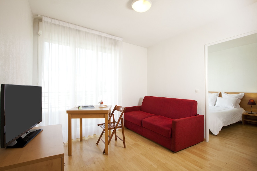Sejours Affaires Paris Nanterre 23/39