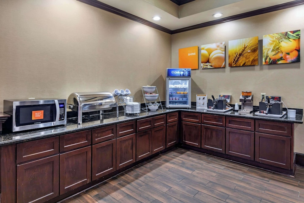Comfort Suites Shreveport West I-20 17/35