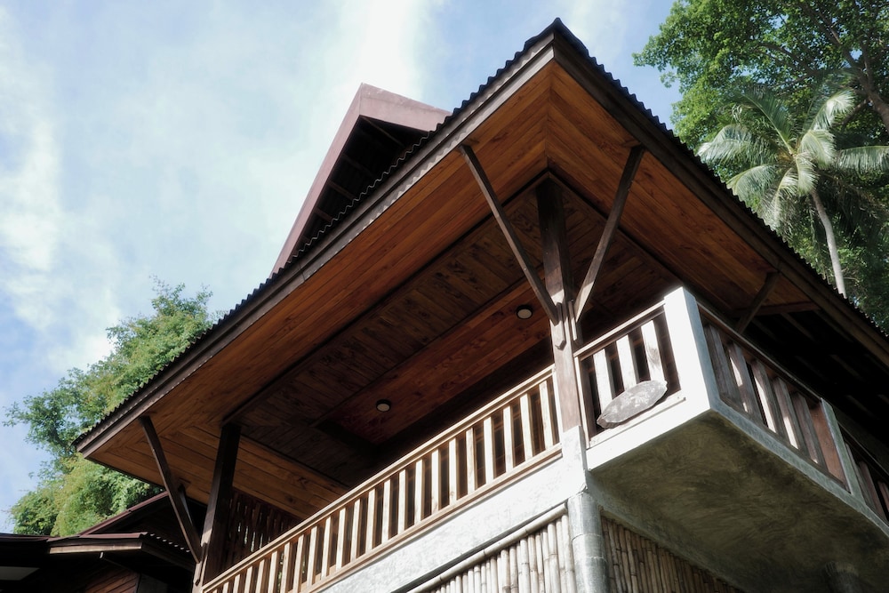 Phi Phi Relax Beach Resort 4/71