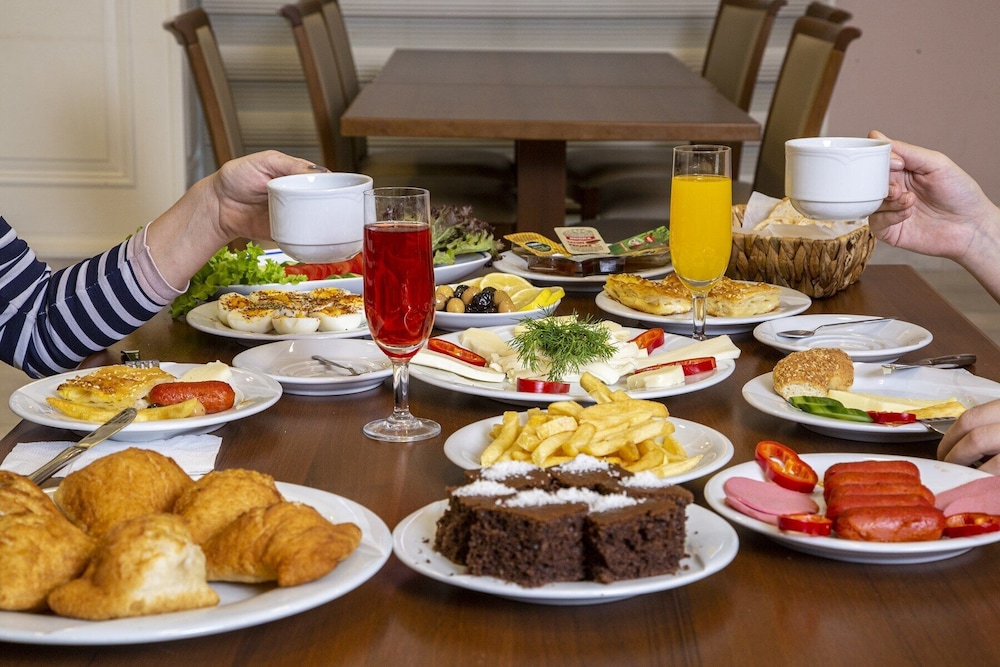 BURSA PALAS HOTEL 62/75