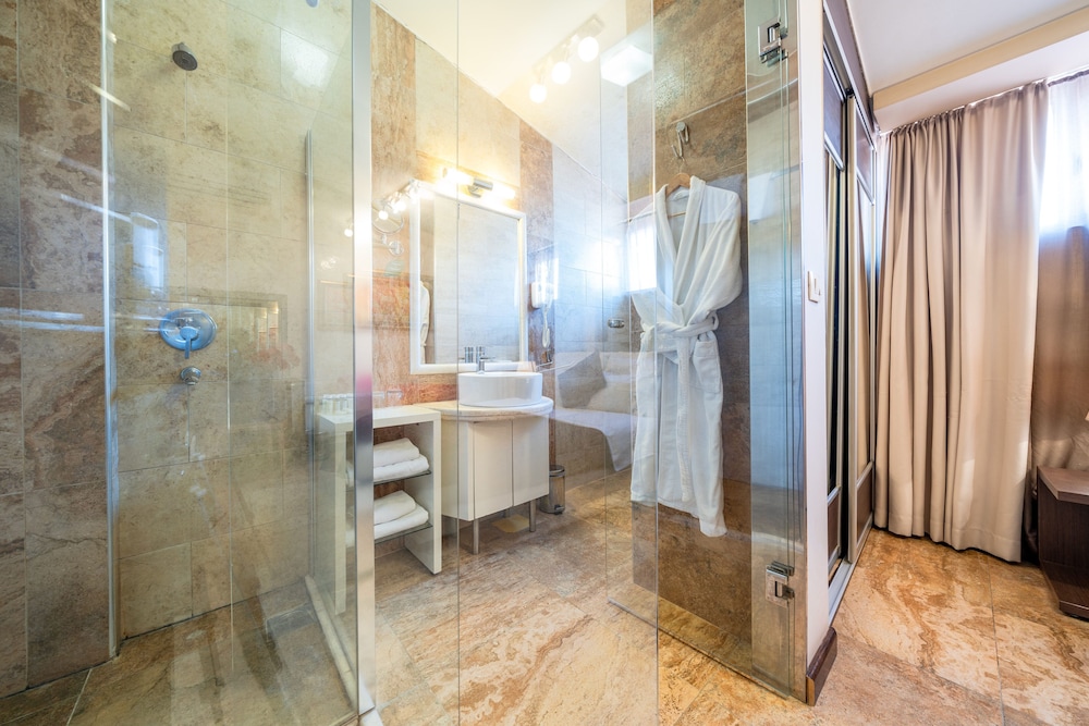 Alexandar Lux Hotel 48/50