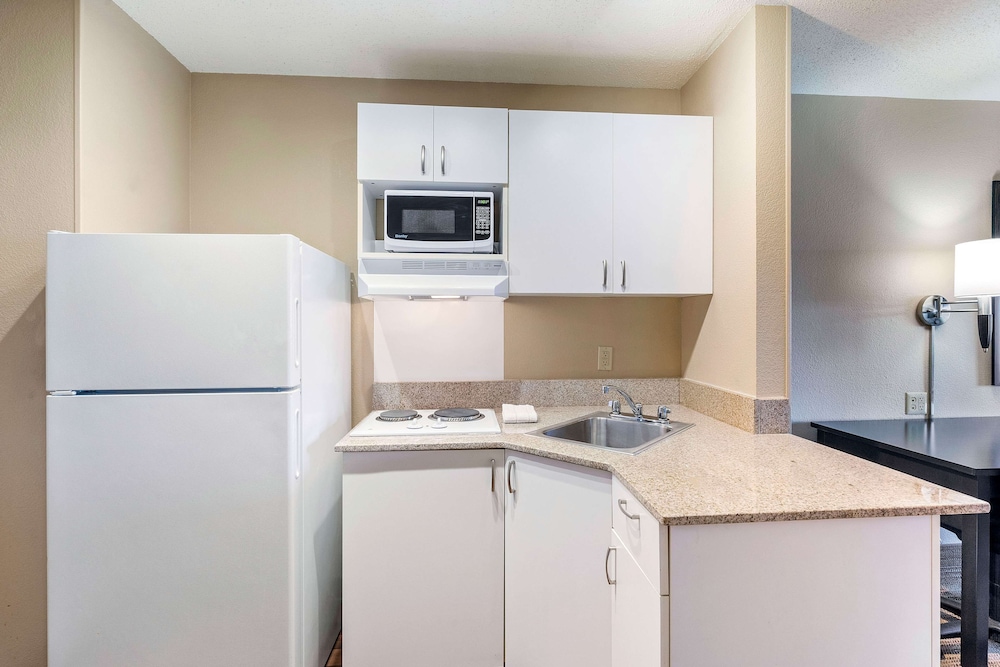Extended Stay America Suites Washington DC Springfield 45/55
