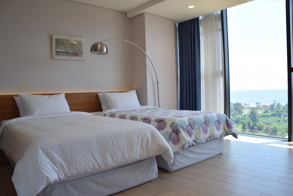 Jeju Bom Museum Stay 11/75