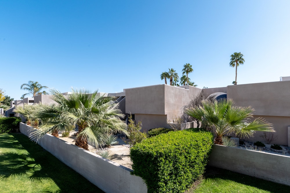 Vista Mirage Resort 1/93