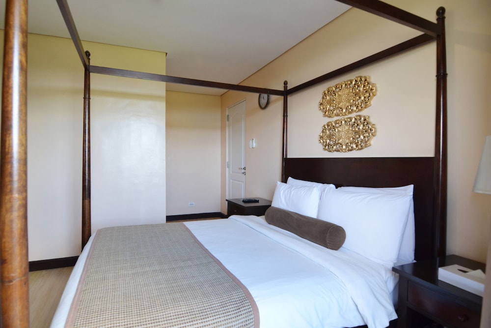 Crosswinds Resort Suites 13/50