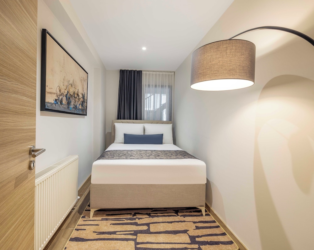 The Capri Hotel Osmanbey 27/60