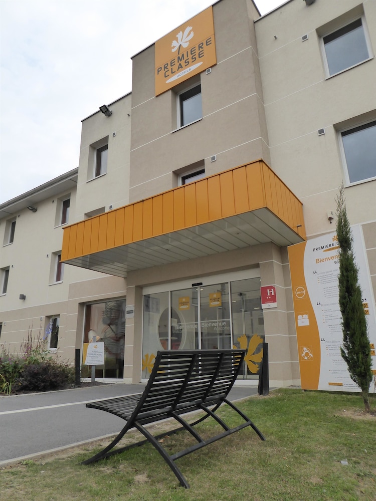PREMIERE CLASSE HOTEL ROISSY - AEROPORT CDG - LE MESNIL AMELOT 1/61