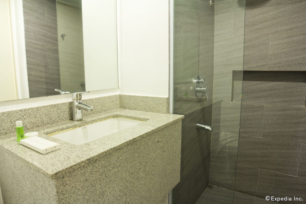 Privato Ortigas 36/41