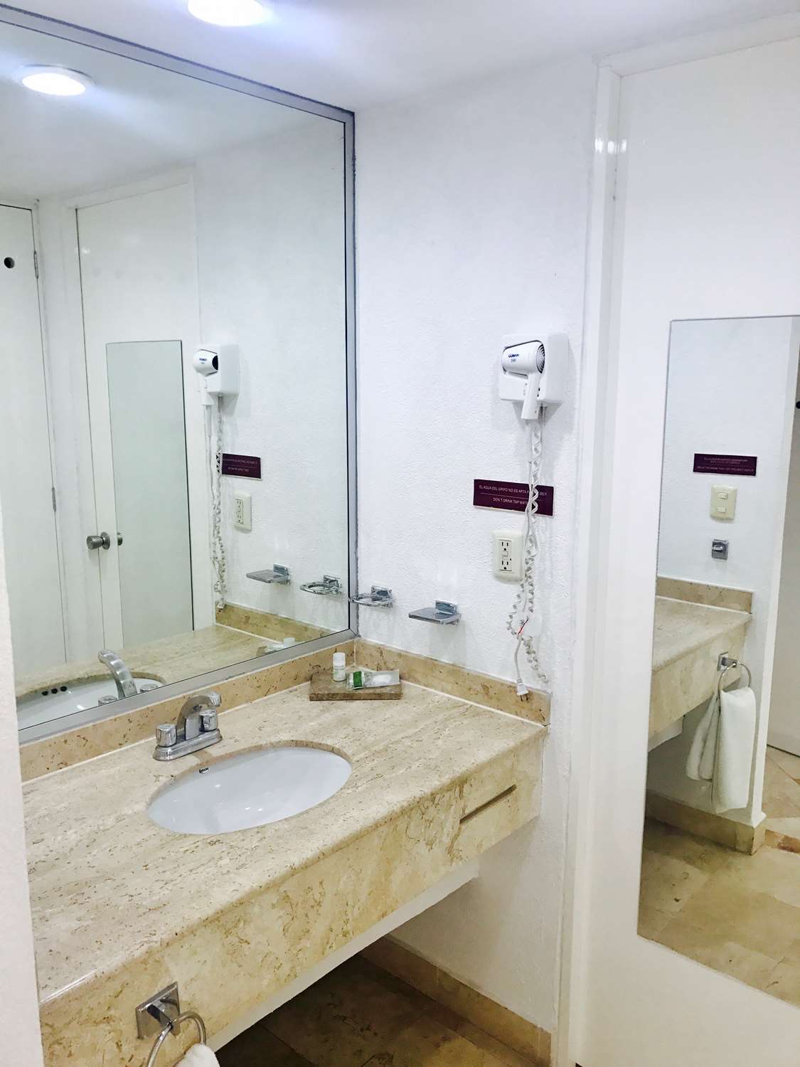 Days Inn by Wyndham Tuxtepec 29/30