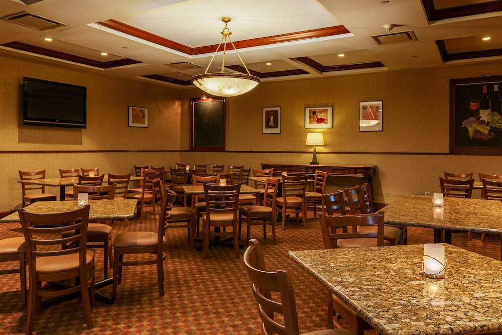 Sleepy Hollow Hotel, a Dolce by Wyndham 56/70
