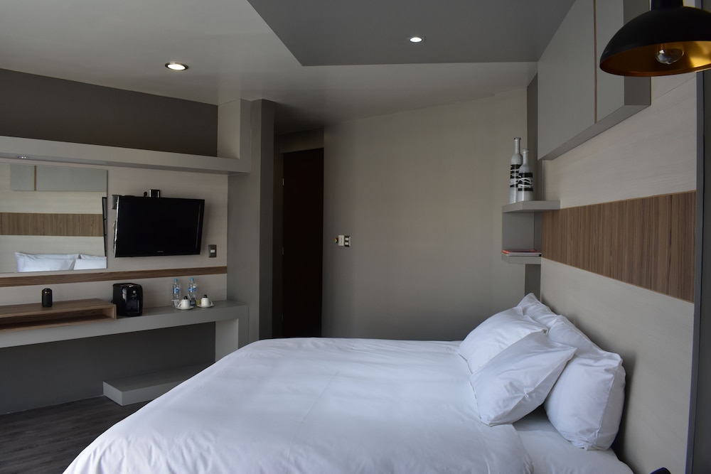 Esduma HK Hotel 7/51